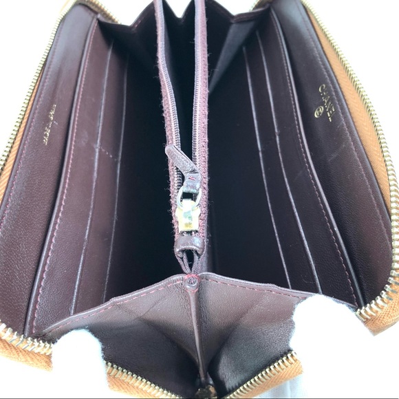 QUILTED CHANEL LAMBSKIN ZIPPY WALLET - Picture 4 of 10